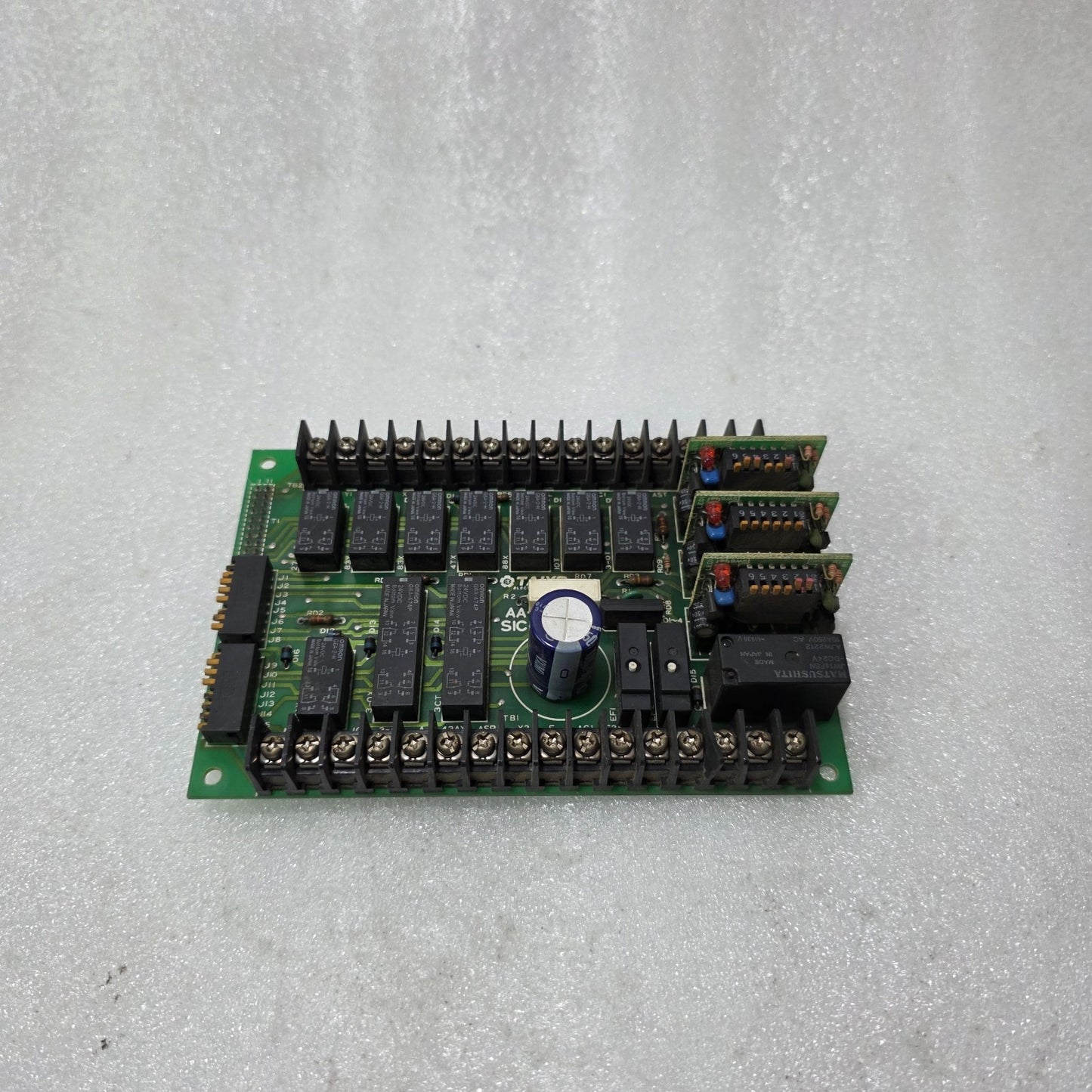 TAIYO AA-194A SIC-1 RELAY OUTPUT CONTROL BOARD | INDUSTRIAL 24VDC INTERFACE MODU