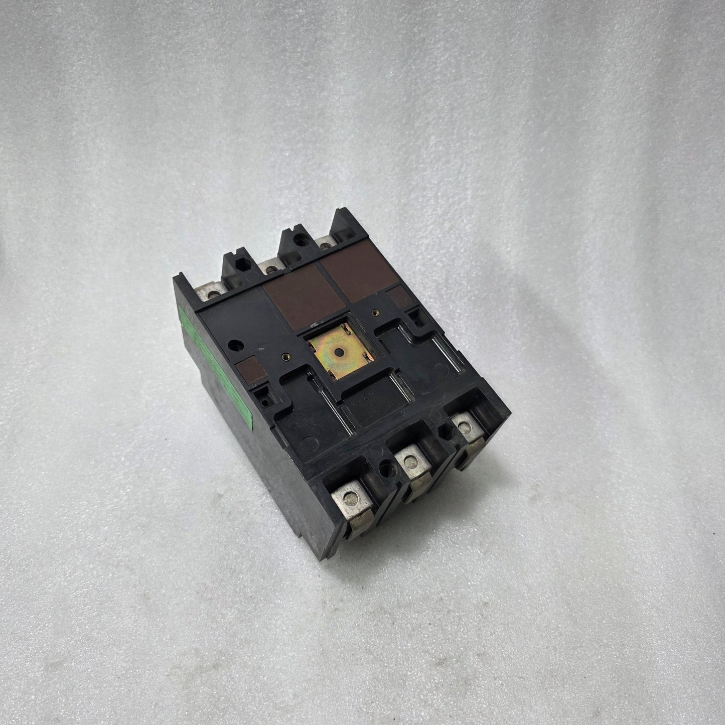 MERLIN GERIN COMPACT F100 CIRCUIT BREAKER 10A