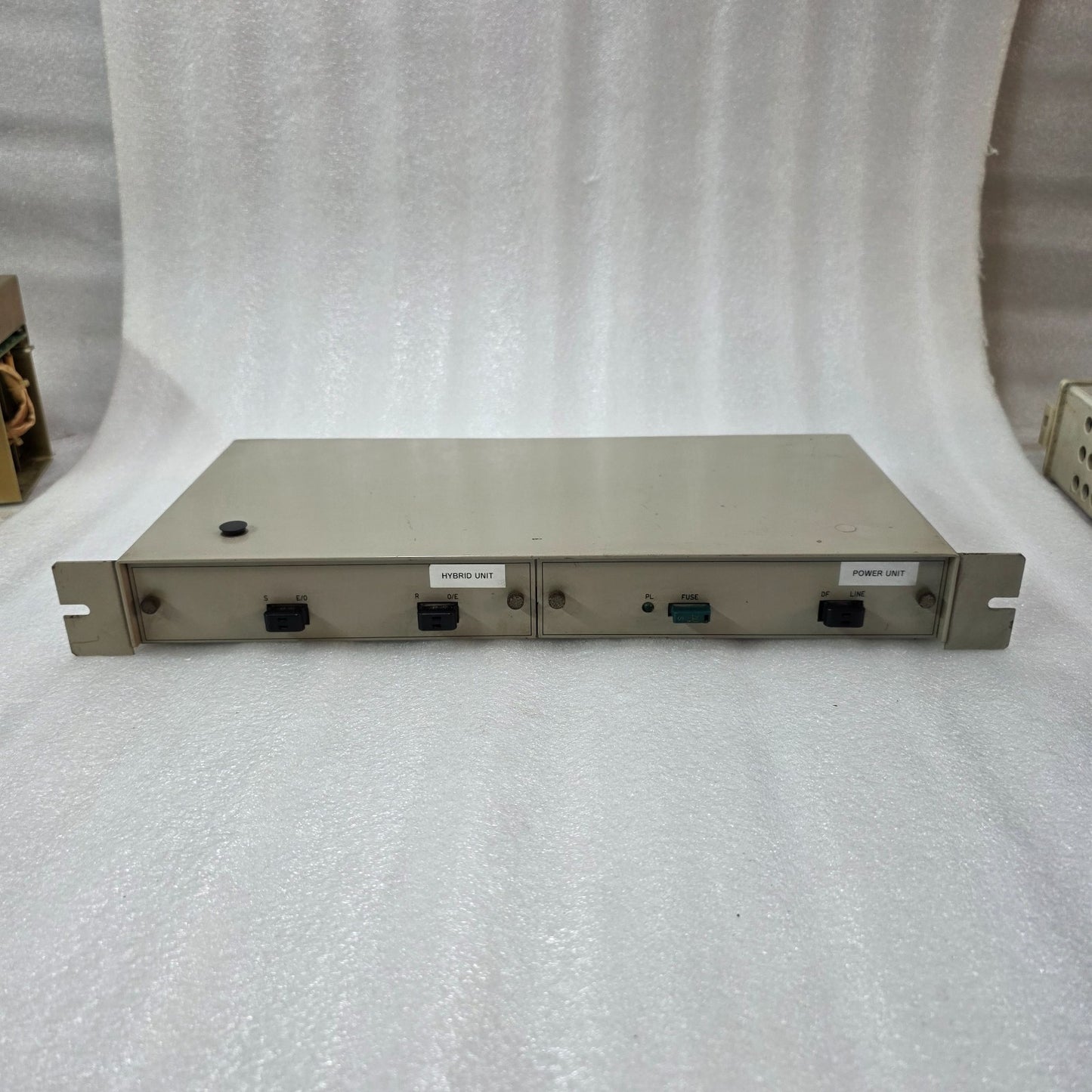 INDUSTRIAL RACK MOUNT HYBRID UNIT & POWER UNIT MODULE WITH FUSE, LINE INTERFACE