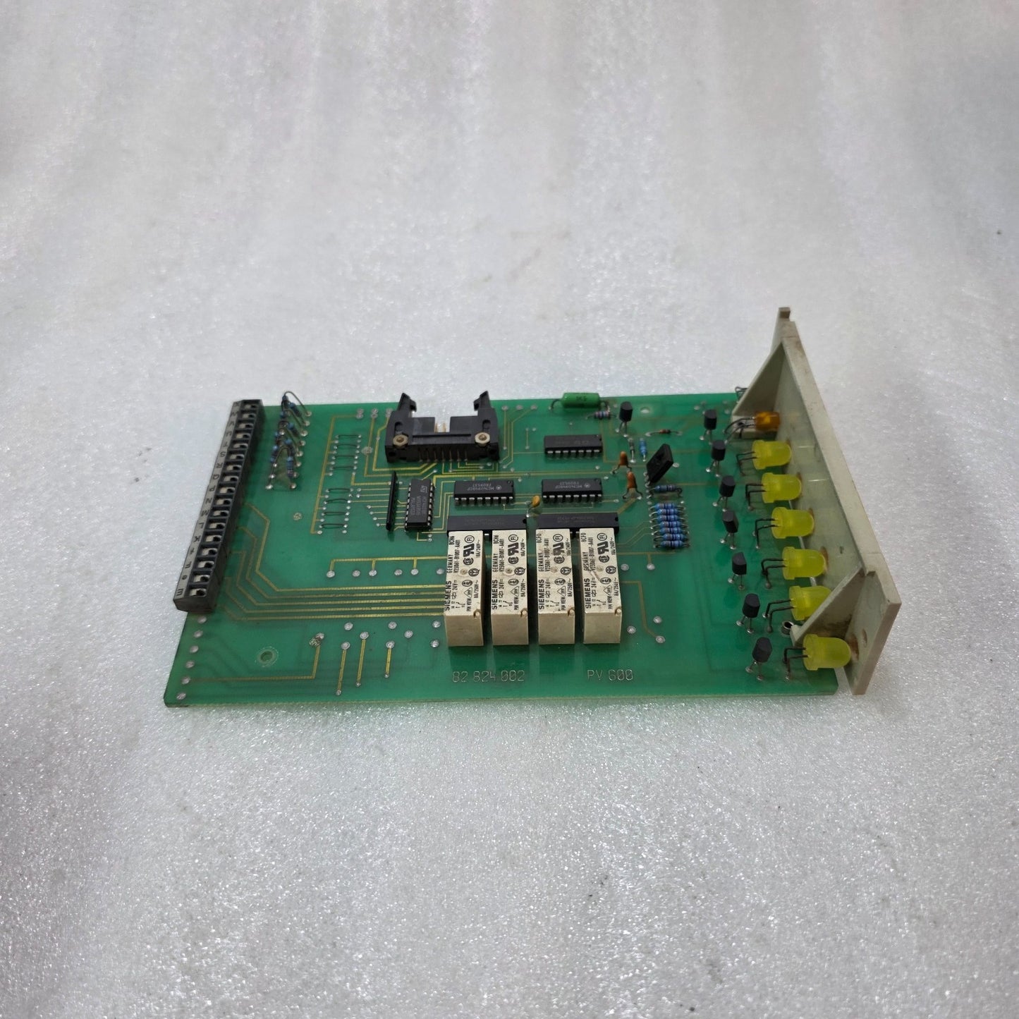 INDUSTRIAL CONTROL PCB MODULE PC 600 | PART NO. 82.824.002 | SIEMENS RELAY INTER