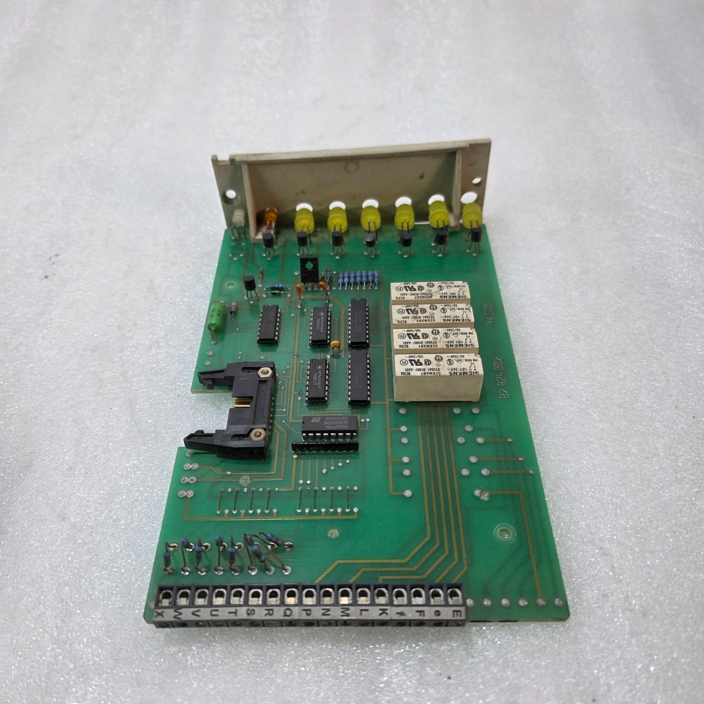 INDUSTRIAL CONTROL PCB MODULE PC 600 | PART NO. 82.824.002 | SIEMENS RELAY INTER