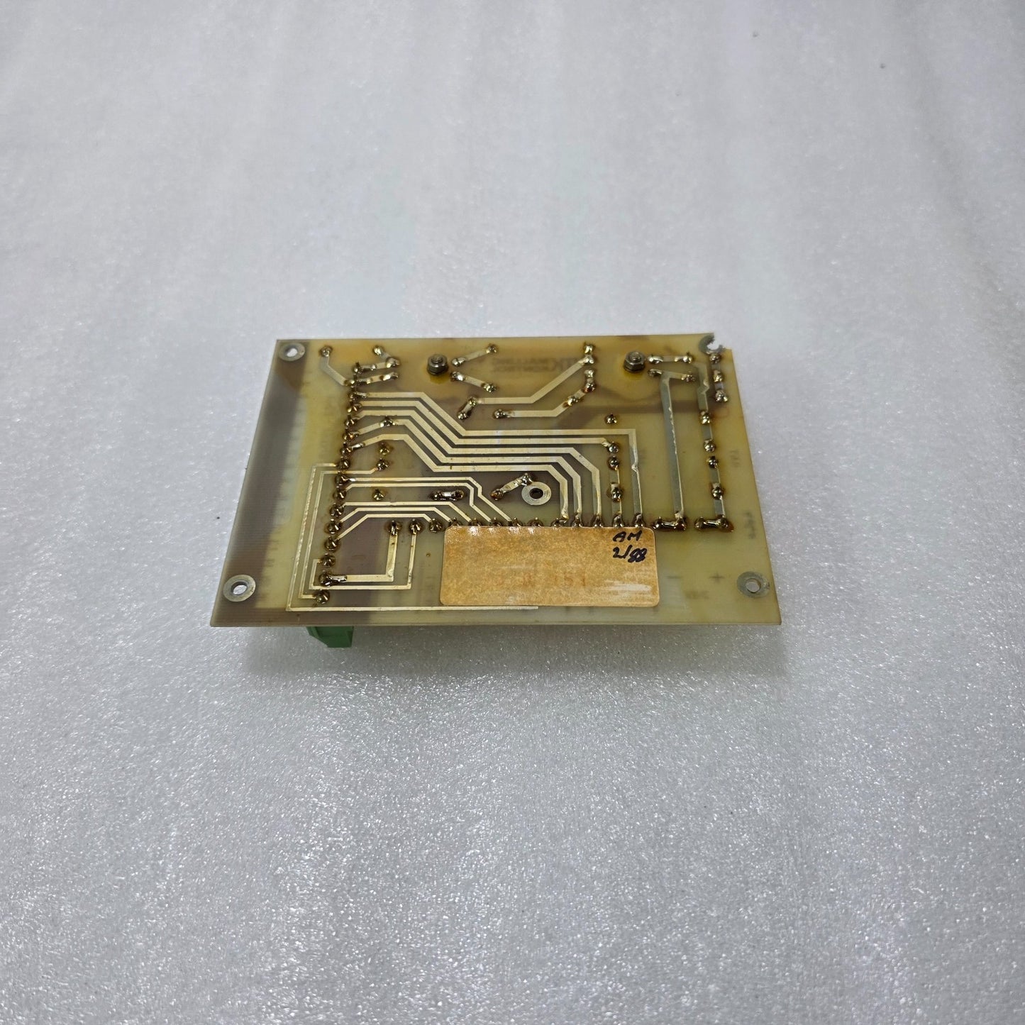 INDUSTRIAL ELECTRICAL CONNECTOR HOUSING 9710.151 0286 | MULTI-PIN TERMINAL BLOCK