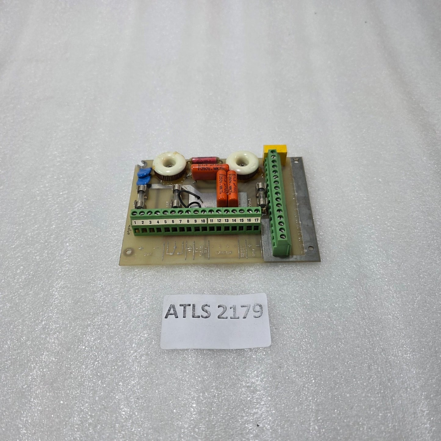 INDUSTRIAL ELECTRICAL CONNECTOR HOUSING 9710.151 0286 | MULTI-PIN TERMINAL BLOCK