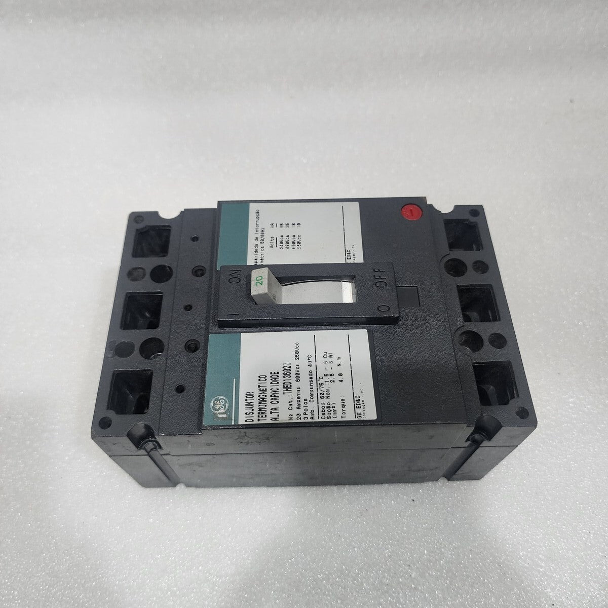 GE THED136020 3-POLE CIRCUIT BREAKER 20A GENERAL ELECTRIC