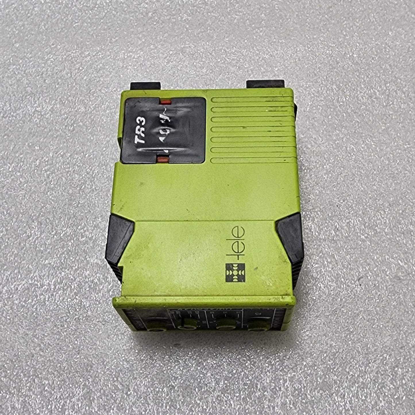 TELE UW450V4X TIMER RELAY