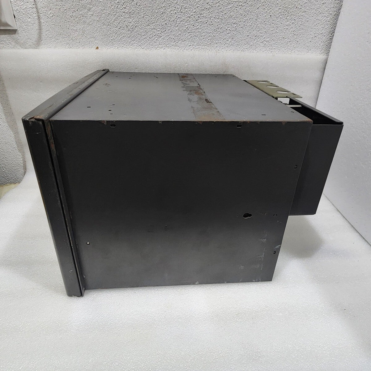 YOKOGAWA HR2400 HYBRID RECORDER 408232-02 90-250VAC