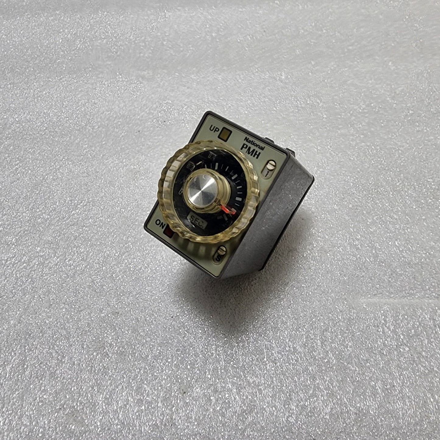 MATSUSHITA PMH TIMER AT4319 24VDC