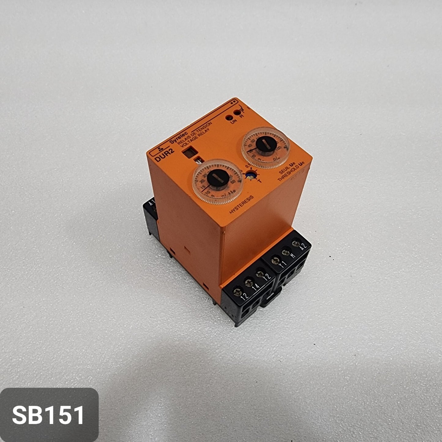 SYRELEC DUR2 VOLTAGE RELAY 24V