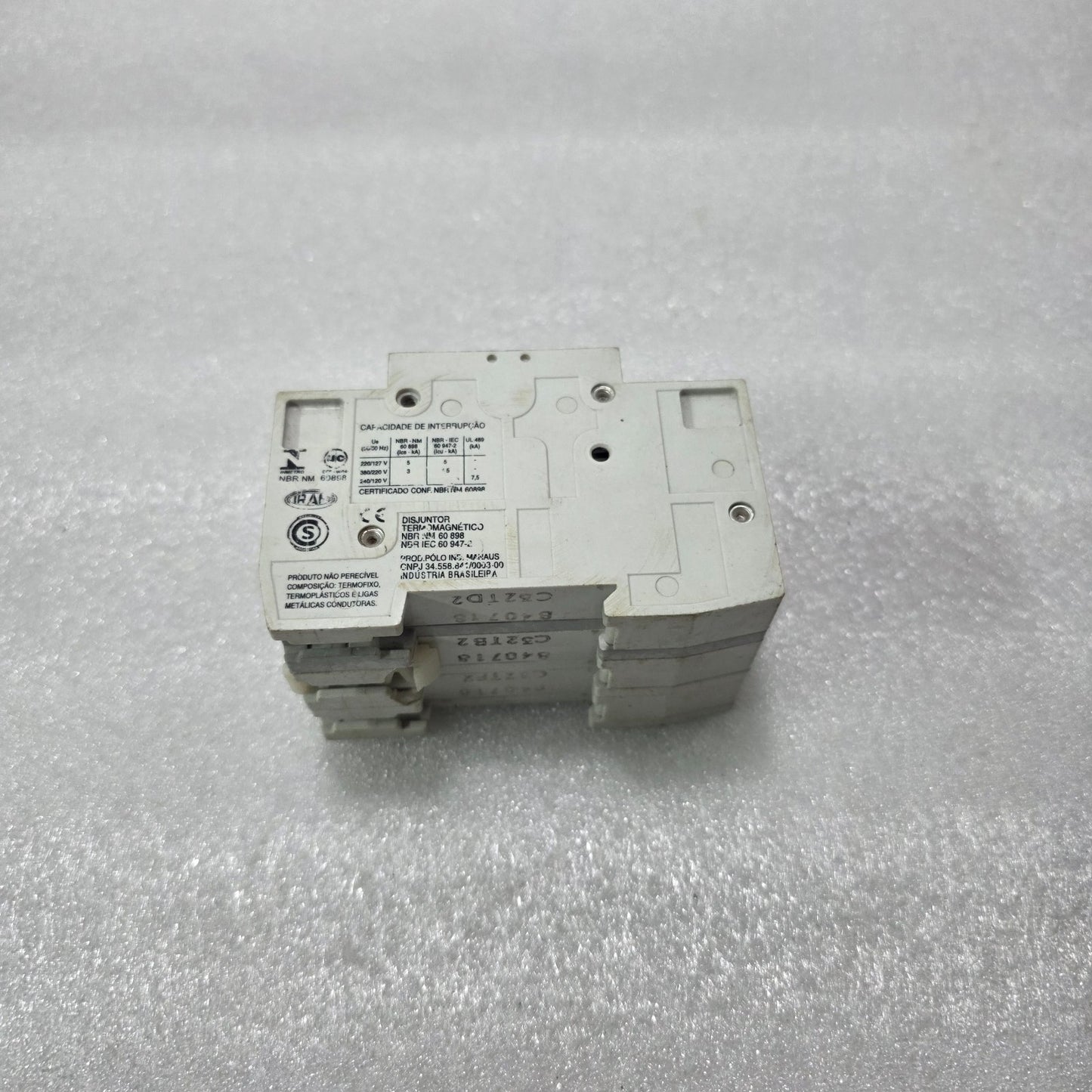 SIEMENS 5SX13 C32 3 POLE MCB 32A 380V 3KA MINIATURE CIRCUIT BREAKER