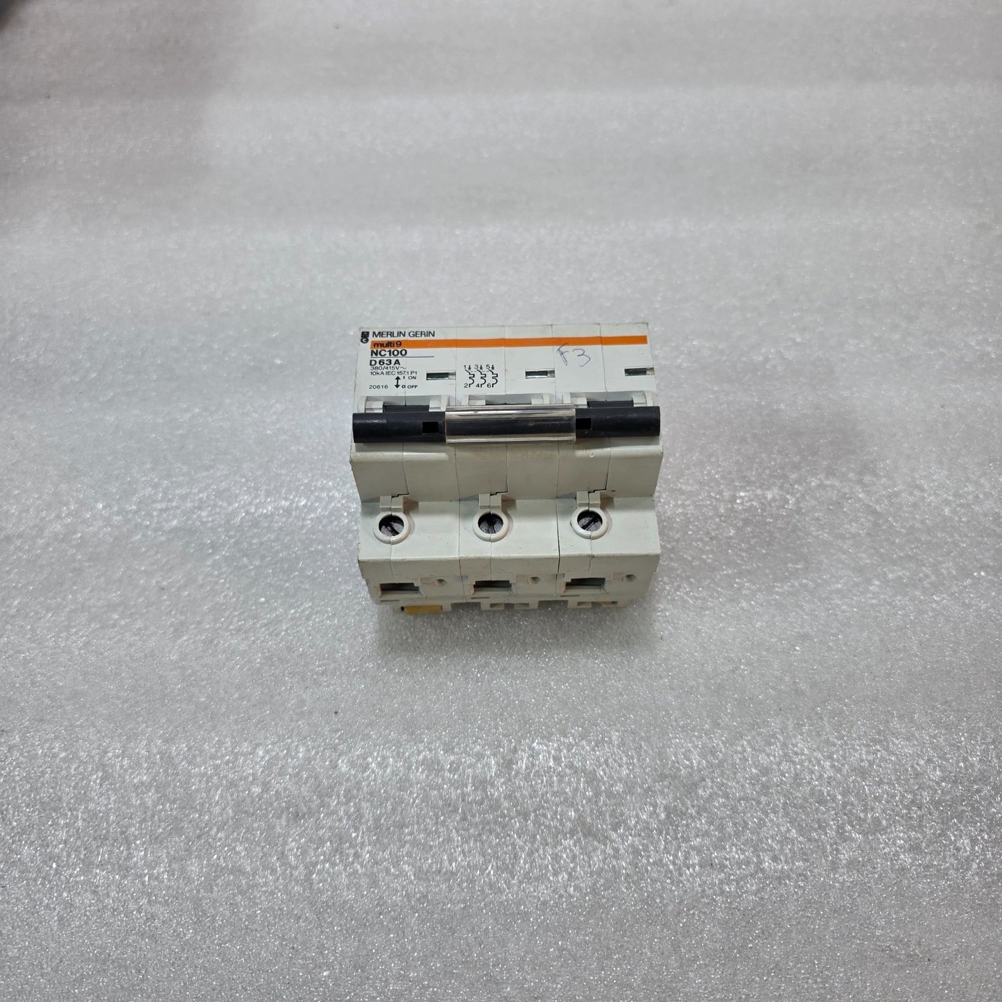 MERLIN GERIN MULTI9 NC100 D63A 3 POLE MCB 380/415V 10KA CIRCUIT BREAKER