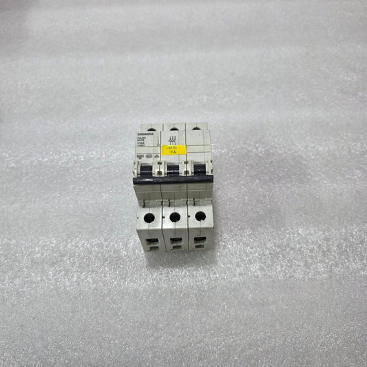SIEMENS 5SJ63 C0.5 3 POLE MCB 0.5A 400V MINIATURE CIRCUIT BREAKER 6000A