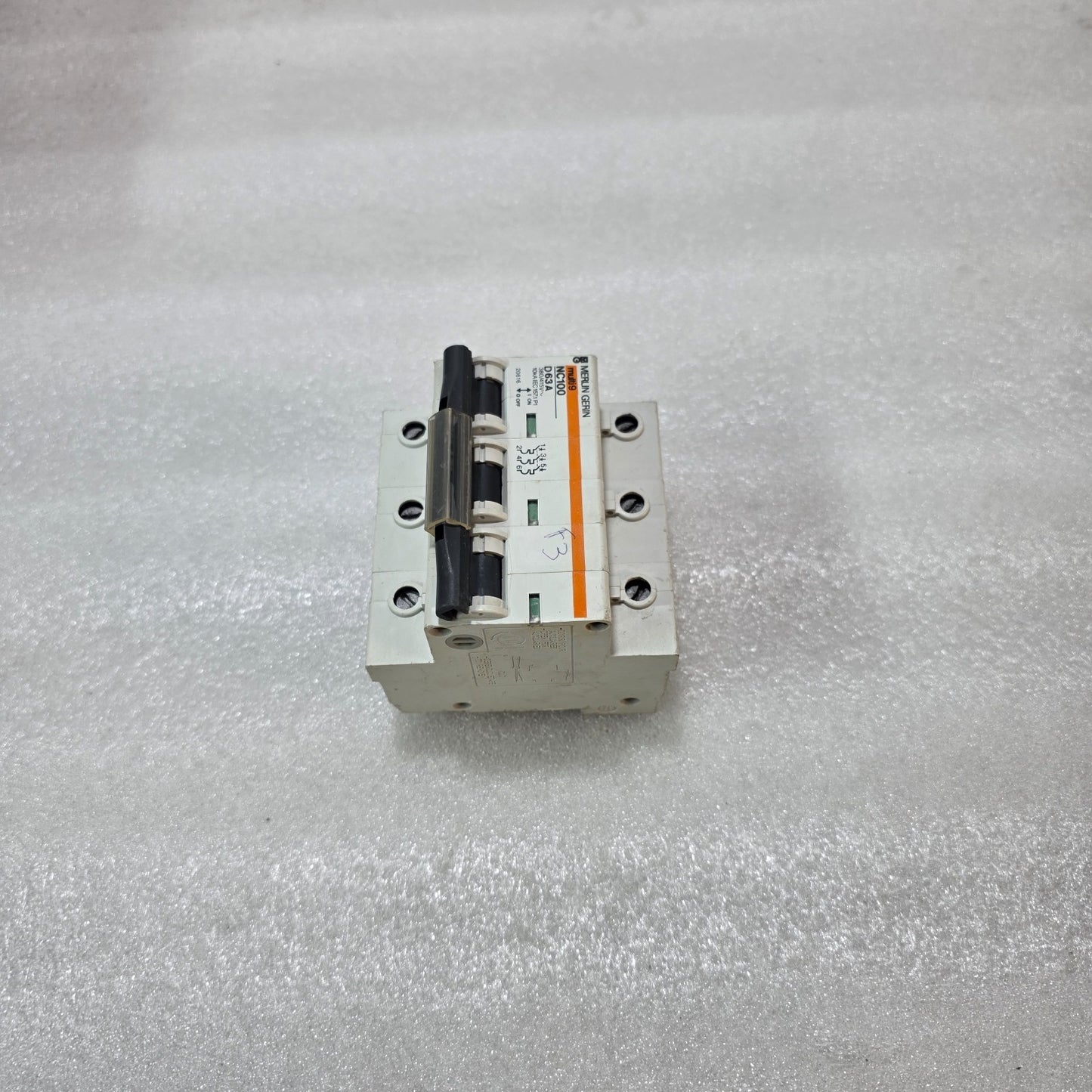 MERLIN GERIN MULTI9 NC100 D63A 3 POLE MCB 380/415V 10KA CIRCUIT BREAKER