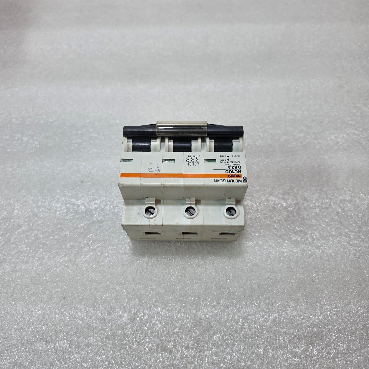 MERLIN GERIN MULTI9 NC100 D63A 3 POLE MCB 380/415V 10KA CIRCUIT BREAKER