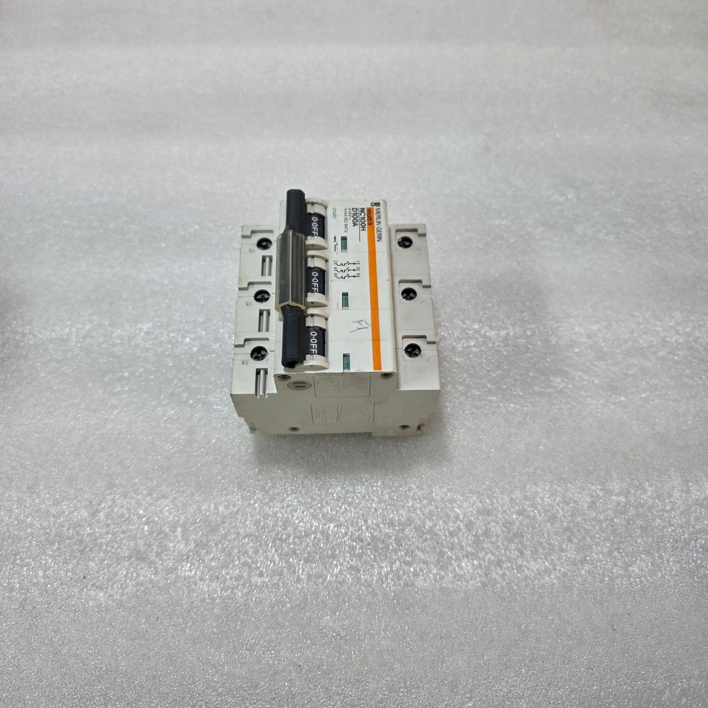MERLIN GERIN MULTI9 NC100H D100A 3 POLE MCB 415V 10KA CIRCUIT BREAKER