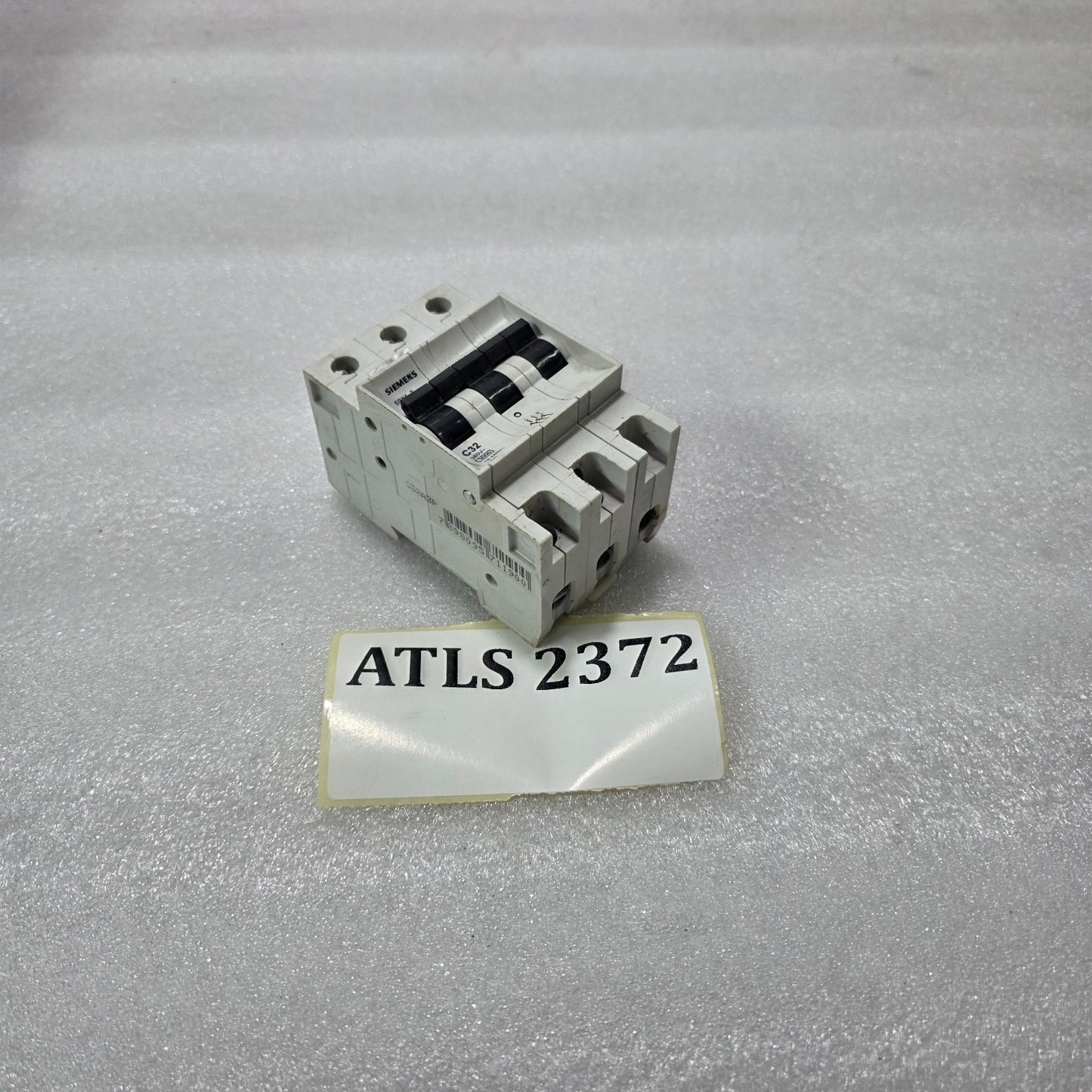 SIEMENS 5SX13 C32 3 POLE MCB 32A 380V 3KA MINIATURE CIRCUIT BREAKER