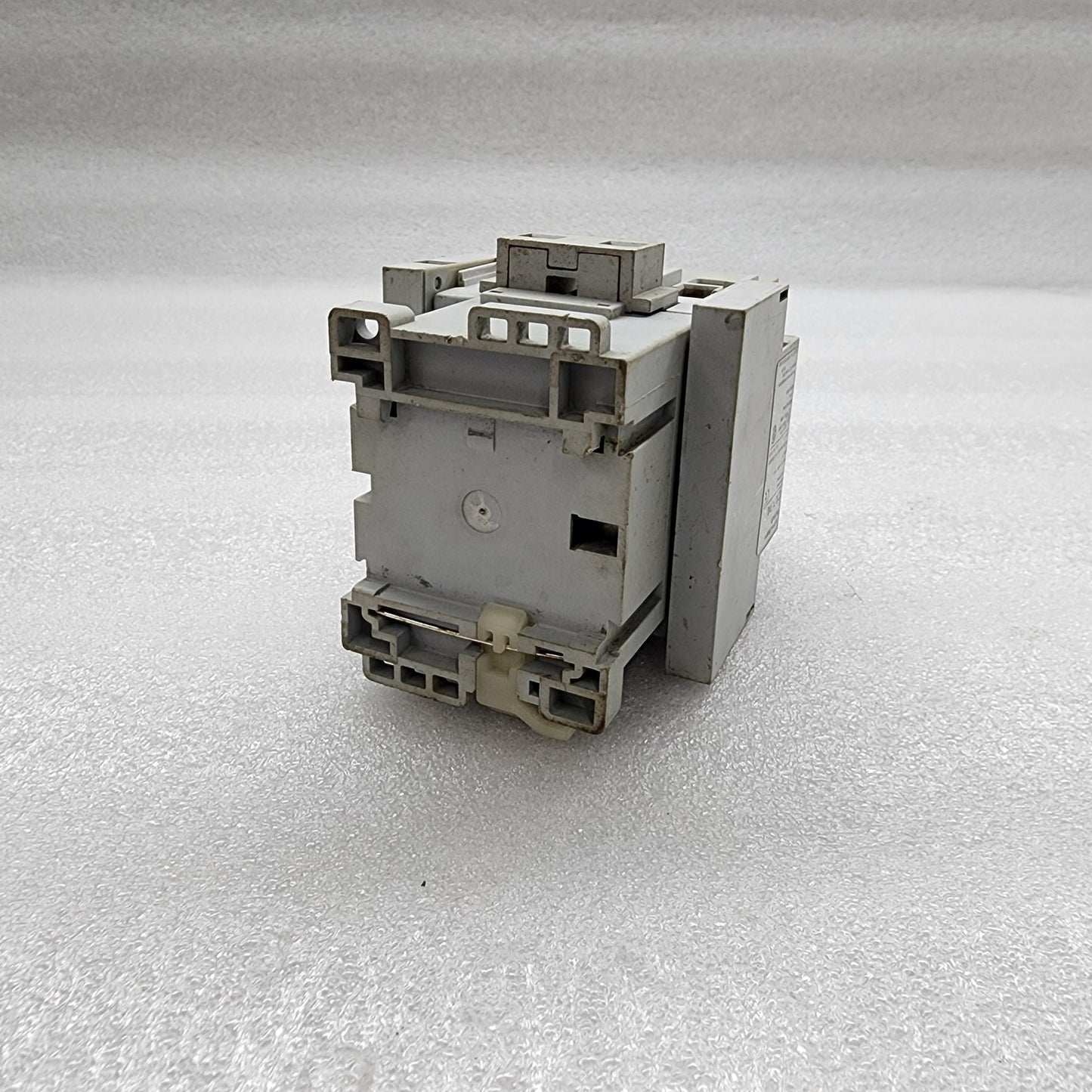 SPRECHER + SCHUH CA7-43-00 MAGNETIC CONTACTOR 85A COIL VOLTAGE 220V