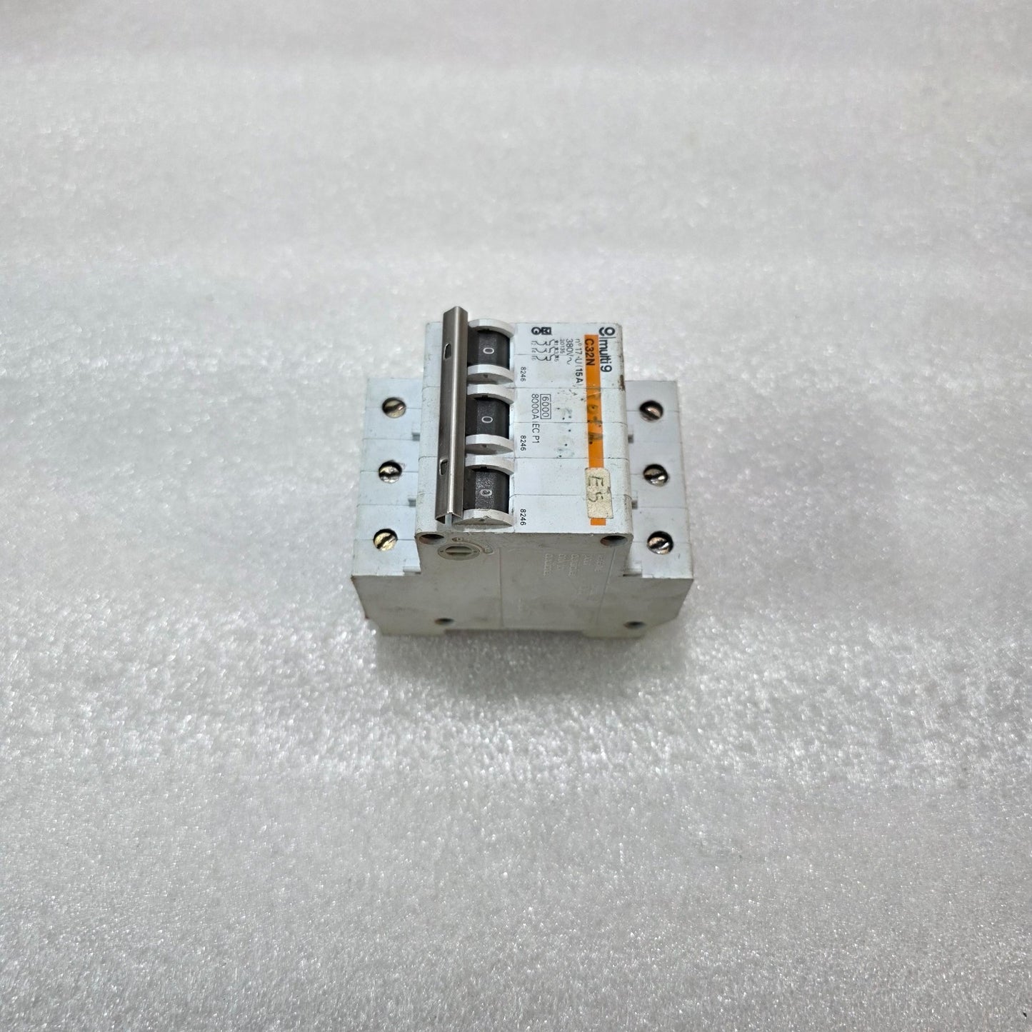 MERLIN GERIN MULTI9 C32N 15A 3 POLE MCB 380V 8KA CIRCUIT BREAKER