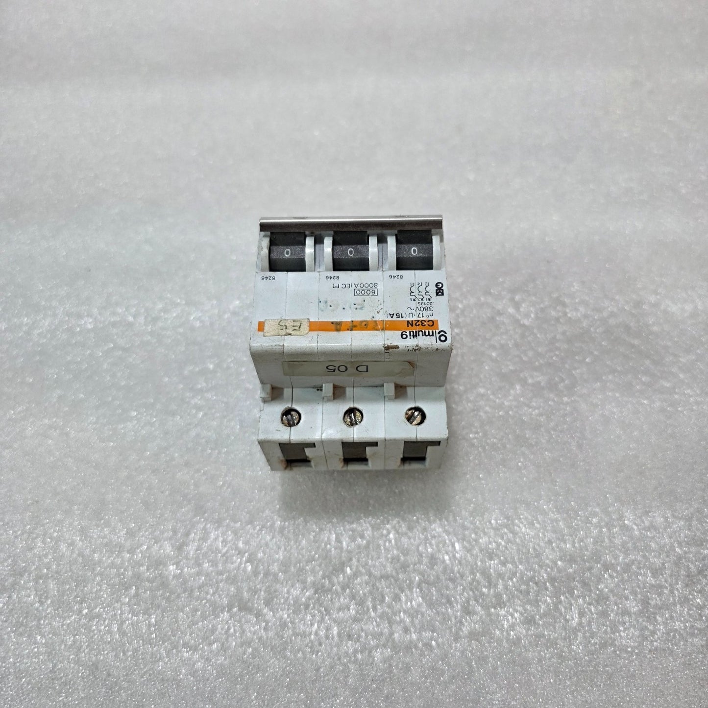 MERLIN GERIN MULTI9 C32N 15A 3 POLE MCB 380V 8KA CIRCUIT BREAKER