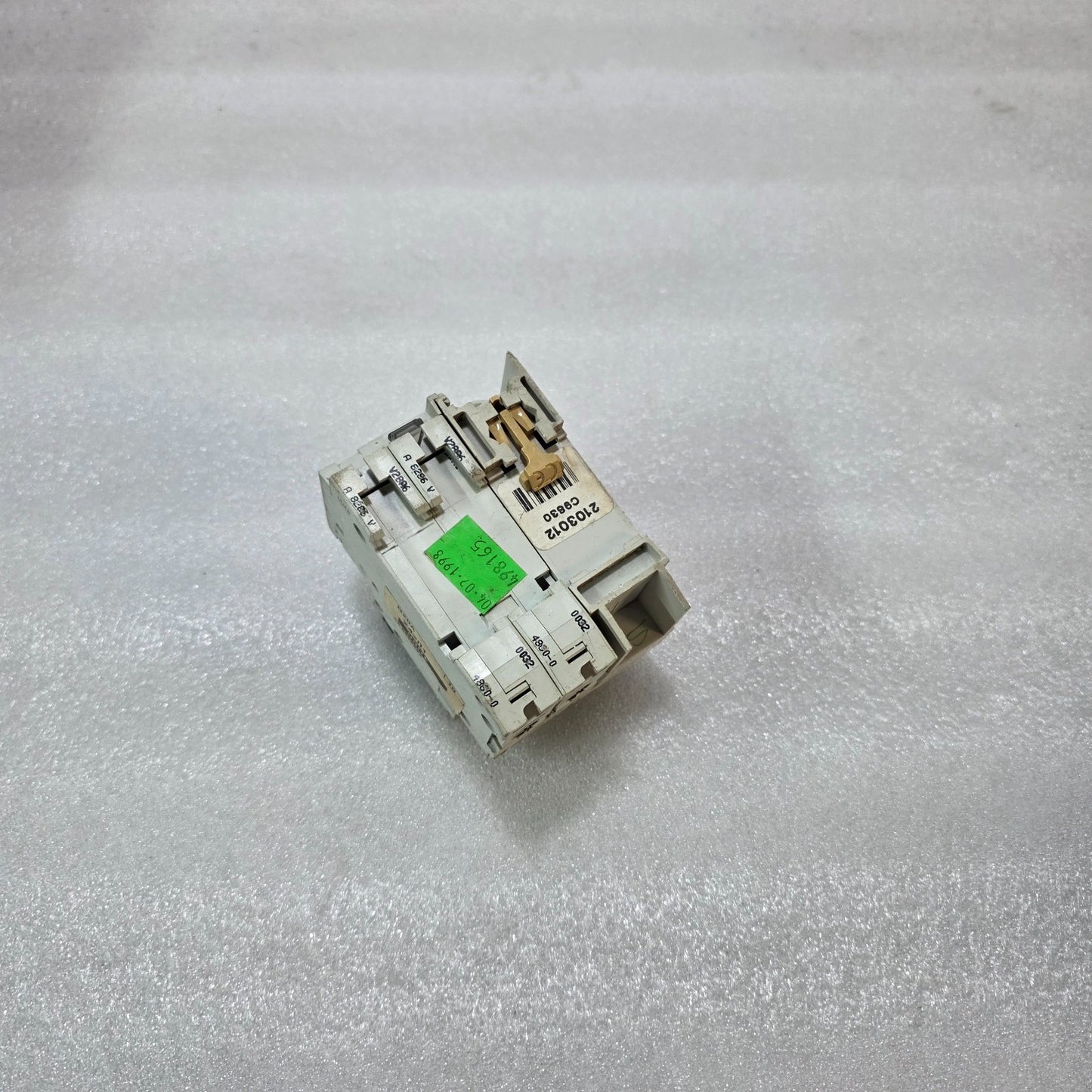 MERLIN GERIN MULTI9 C60N C10 WITH VIGI C60 RCCB 30MA 400V RESIDUAL CURRENT CIRCU