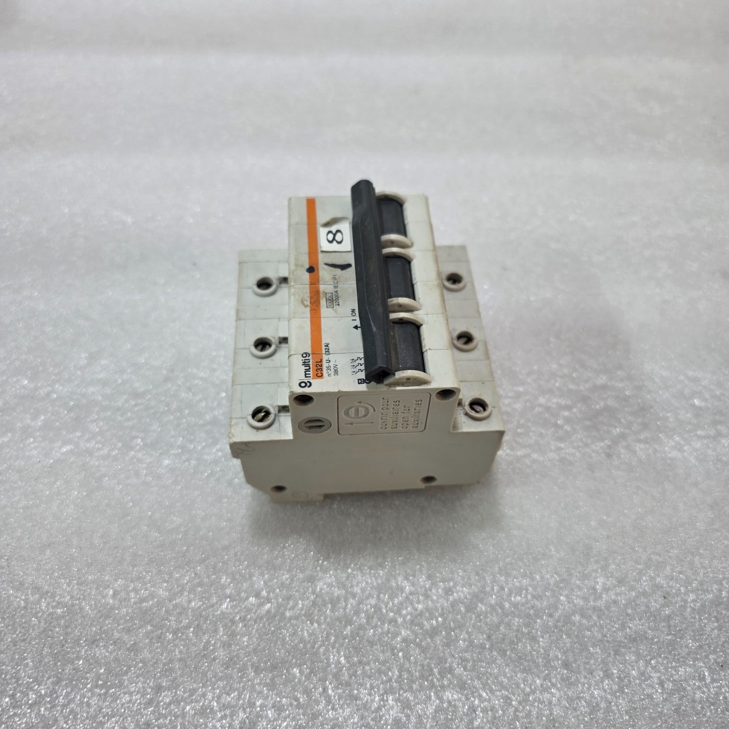 MERLIN GERIN MULTI9 C32L 32A 3 POLE MCB 380V CIRCUIT BREAKER