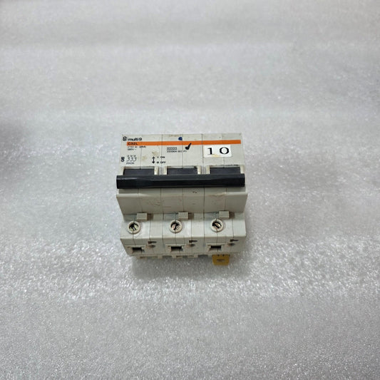 MERLIN GERIN MULTI9 C32L 20A 3 POLE MCB 380V 10KA CIRCUIT BREAKER