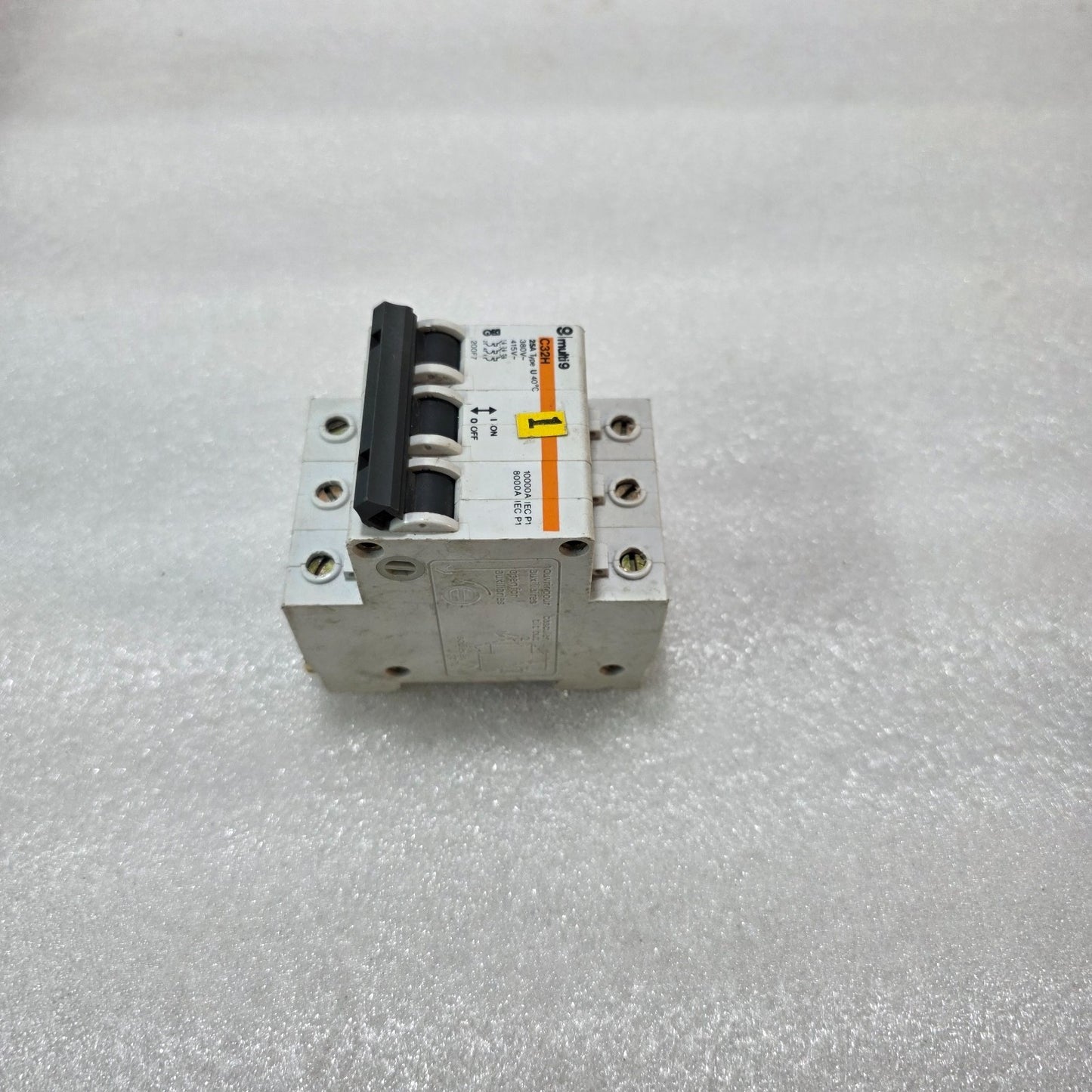 MERLIN GERIN MULTI9 C32H 25A 3 POLE MCB 415V INDUSTRIAL CIRCUIT BREAKER 10KA