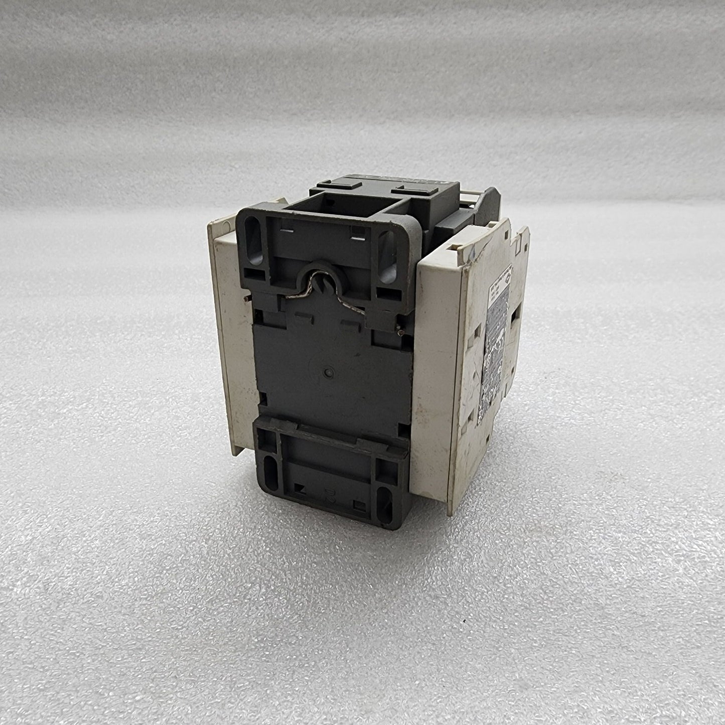 INTELLI CONTROL IC-32A MAGNETIC CONTACTOR 50A COIL VOLTAGE 240V