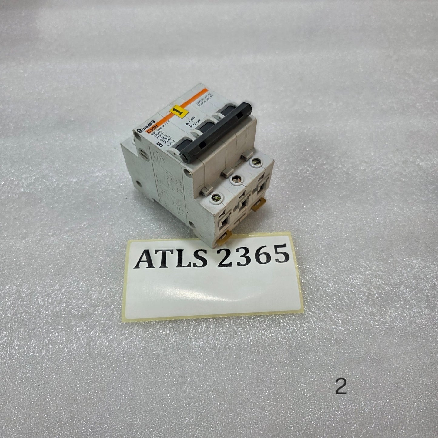 MERLIN GERIN MULTI9 C32H 25A 3 POLE MCB 415V INDUSTRIAL CIRCUIT BREAKER 10KA