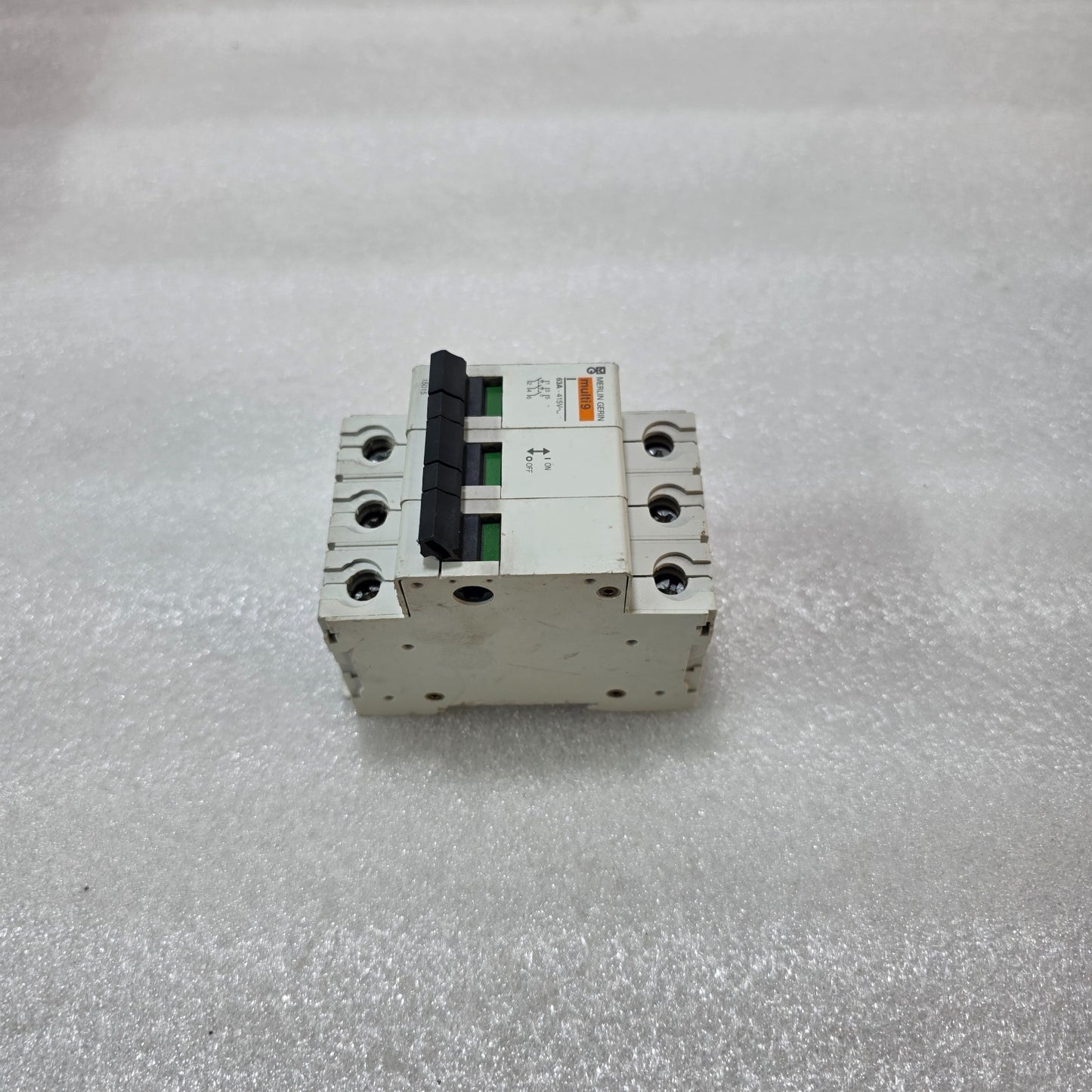 MERLIN GERIN MULTI9 63A 3 POLE 415V CIRCUIT BREAKER SWITCH