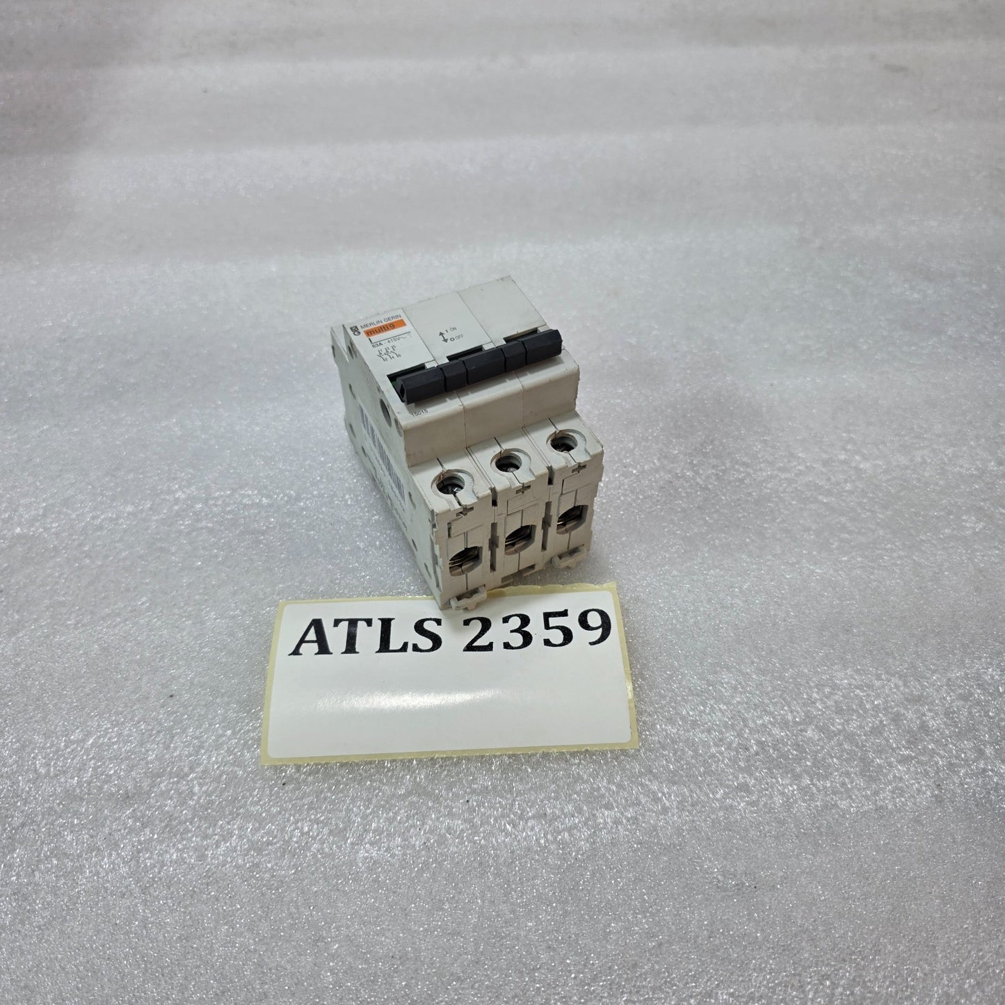 MERLIN GERIN MULTI9 63A 3 POLE 415V CIRCUIT BREAKER SWITCH