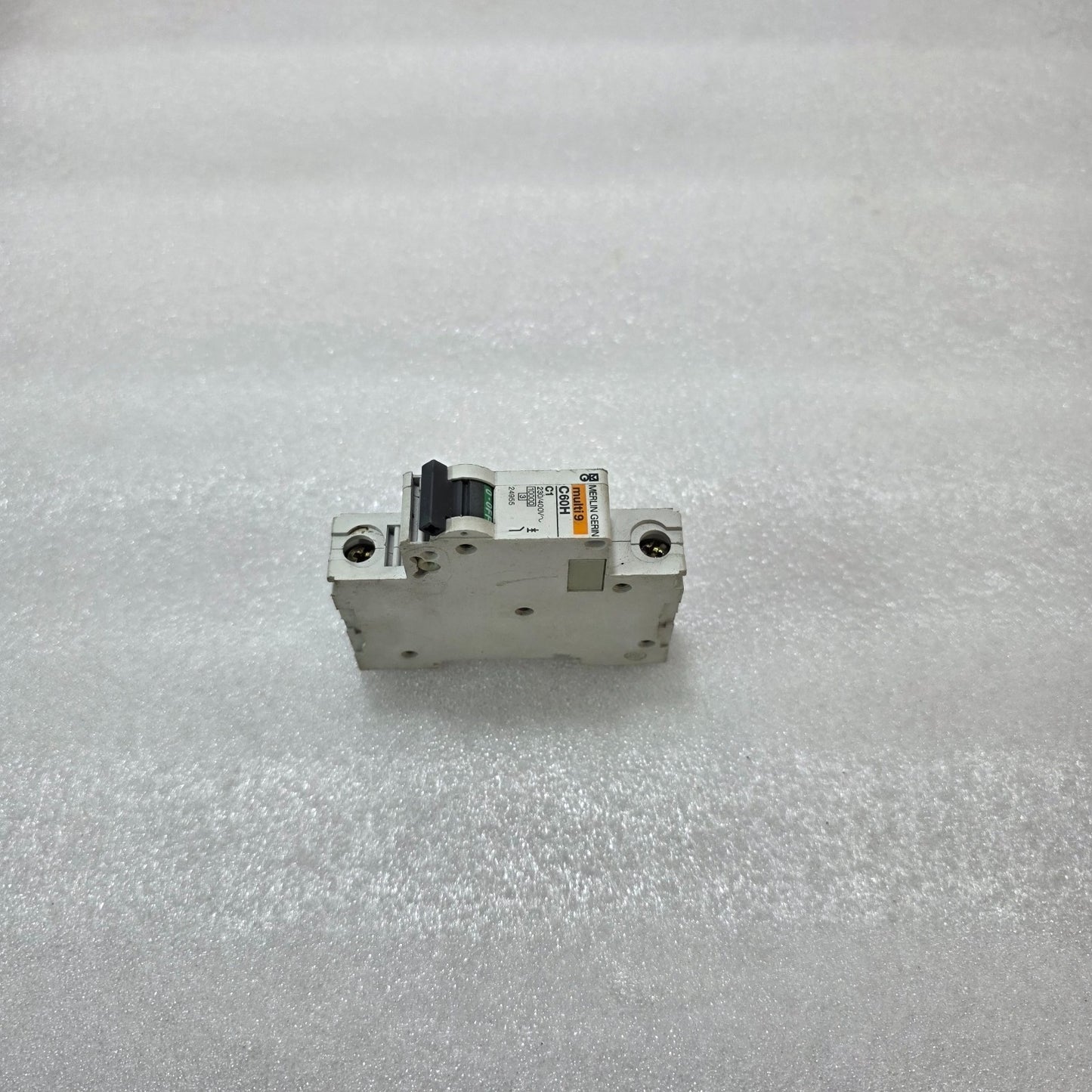 MERLIN GERIN MULTI 9 C60H C1 SINGLE POLE MCB CIRCUIT BREAKER 1A 230/400V 10KA
