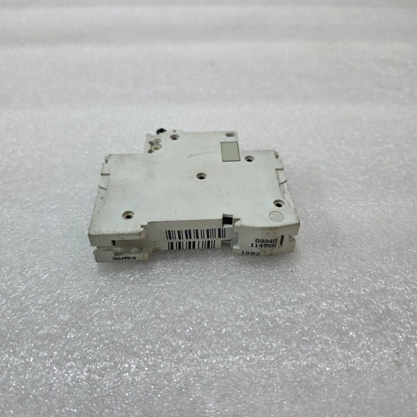 MERLIN GERIN MULTI 9 C60H C1 SINGLE POLE MCB CIRCUIT BREAKER 1A 230/400V 10KA