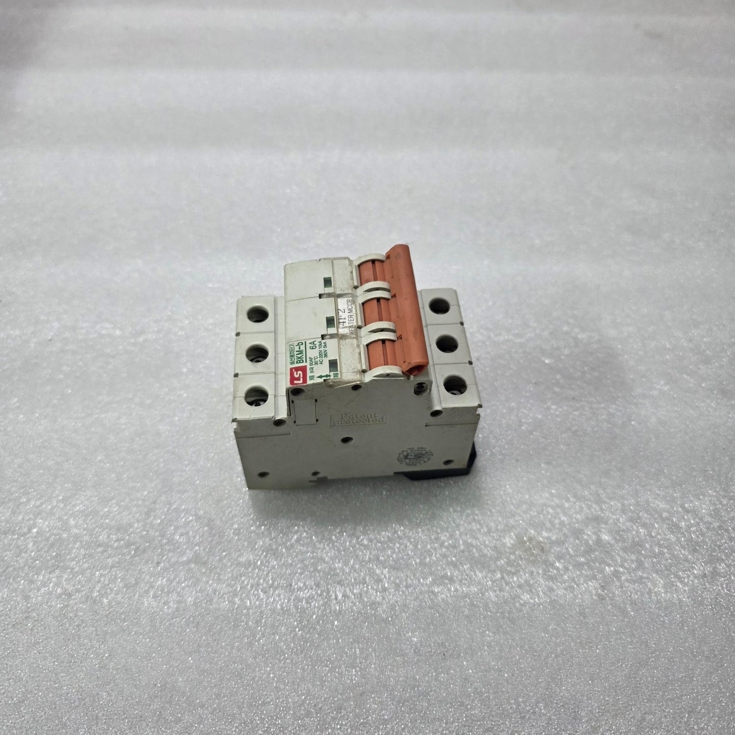 LS BKM-B 6A 3 POLE HEATER MCCB CIRCUIT BREAKER 220V/380V INDUSTRIAL PROTECTION S