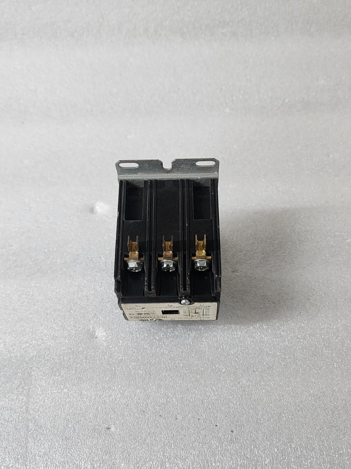 HARTLAND CONTROLS HCCY3XU02CY 3-POLE CONTACTOR 40A COIL VOLTAGE 208/240V