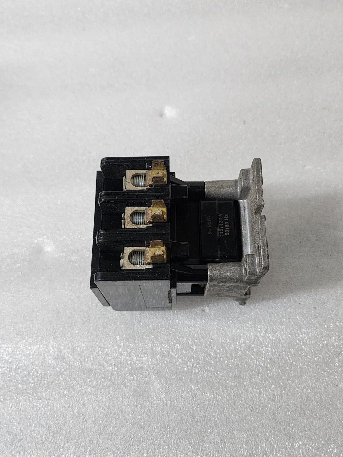 GENERAL ELECTRIC CR353FF3BA1 MAGNETIC CONTACTOR 60A COIL VOLTAGE 110-120V