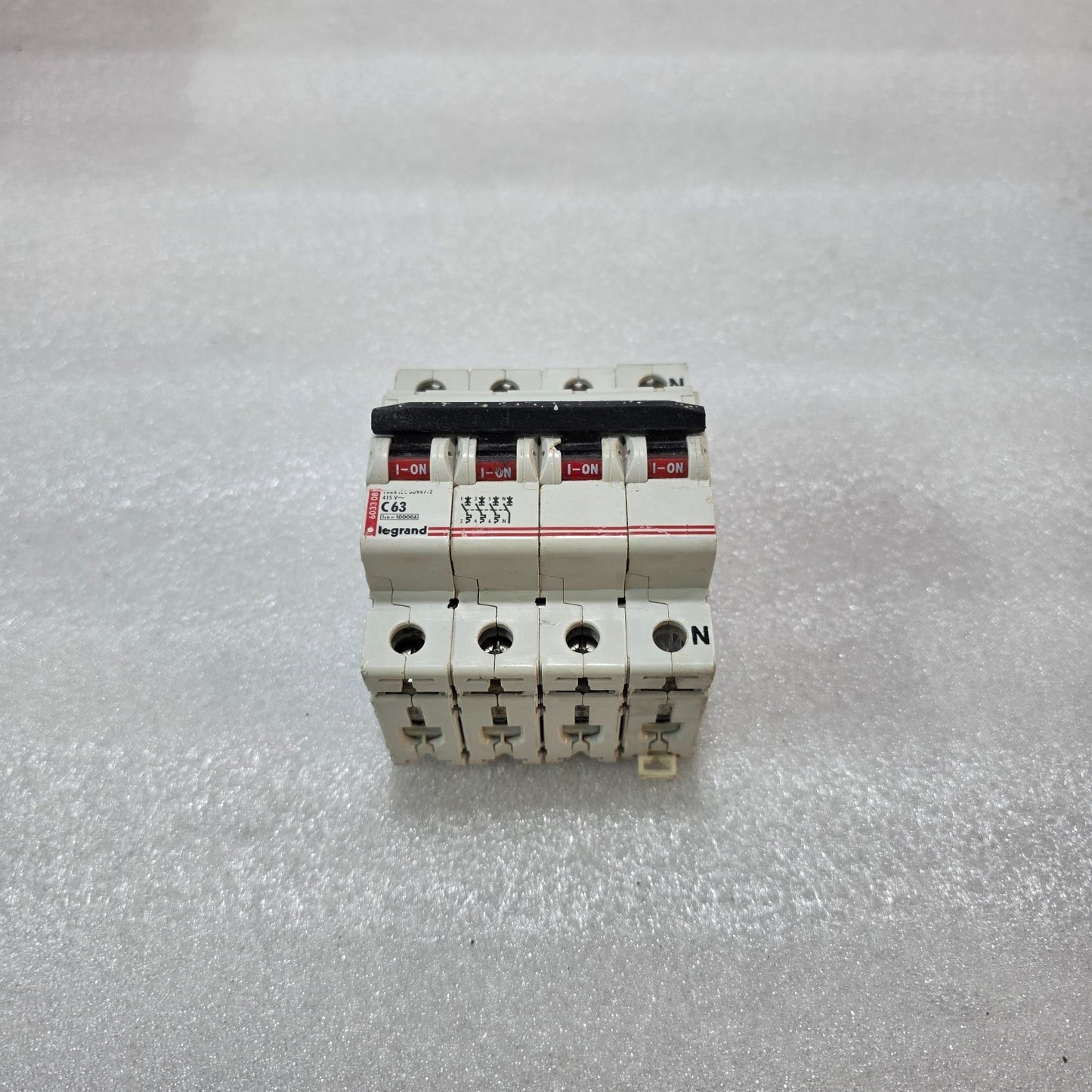LEGRAND C63 63A 4 POLE MCB 415V 10KA CIRCUIT BREAKER