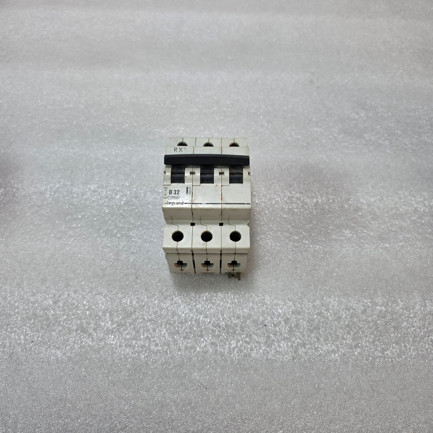 LEGRAND RX³ B32 3 POLE MCB 32A 10KA MINIATURE CIRCUIT BREAKER
