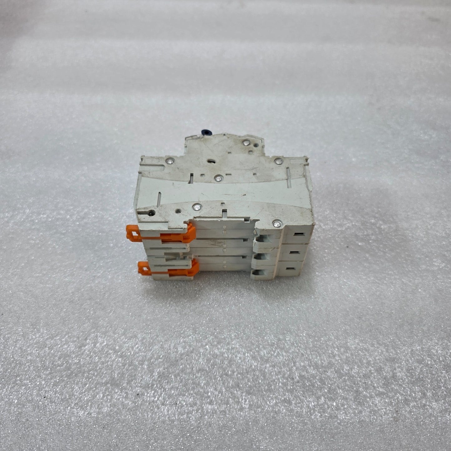 C&S WINTRIP C3 3 POLE MCB 415V 10KA CIRCUIT BREAKER