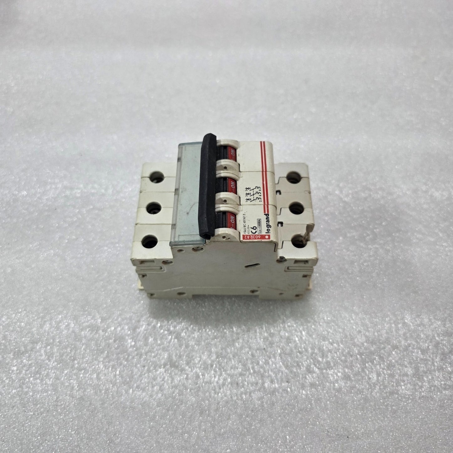 LEGRAND C6 3 POLE MCB 415V 15KA MINIATURE CIRCUIT BREAKER 603882
