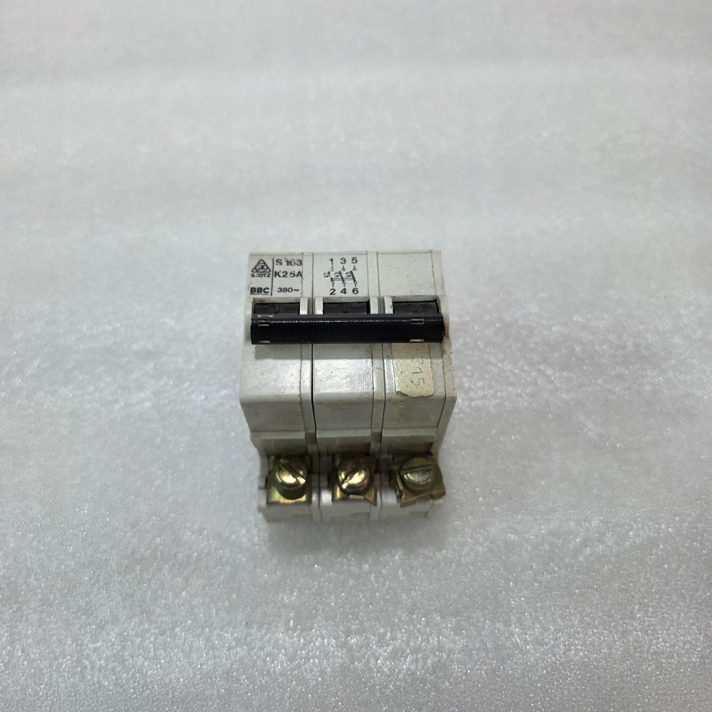 BBC STOTZ S163 K25A 3 POLE CIRCUIT BREAKER SWITCH 380V