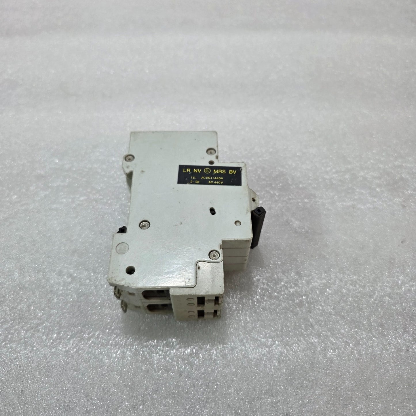 AEG ELFA E82S C4 DOUBLE POLE MCB CIRCUIT BREAKER 4A 415V 10KA