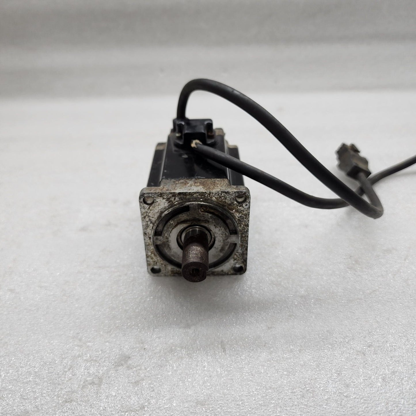 FUJI ELECTRIC GYB401D5-RC2 AC SERVO MOTOR