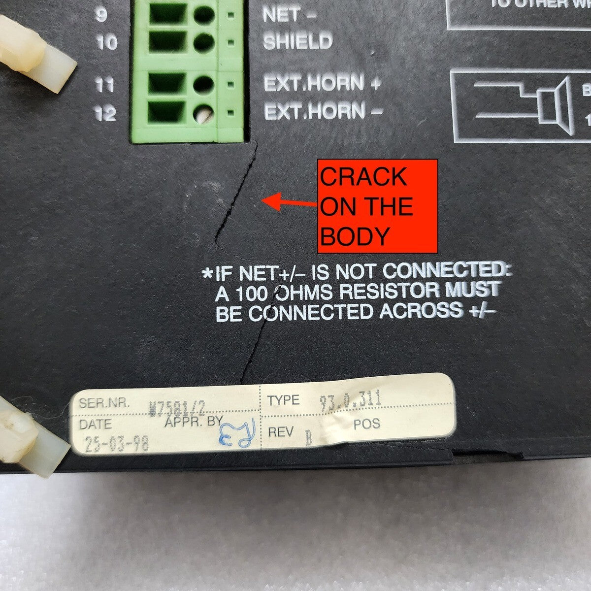 SIEMENS 93.0.311 SHIP ALARM PANEL CONTROL SYSTEM REV B CRACK ON BACK OF BODY