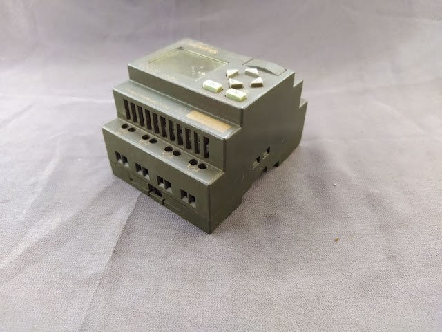 SIEMENS LOGO 230RC LOGIC MODULE 6ED1 052-1FB00-0BA1 Display require repairing