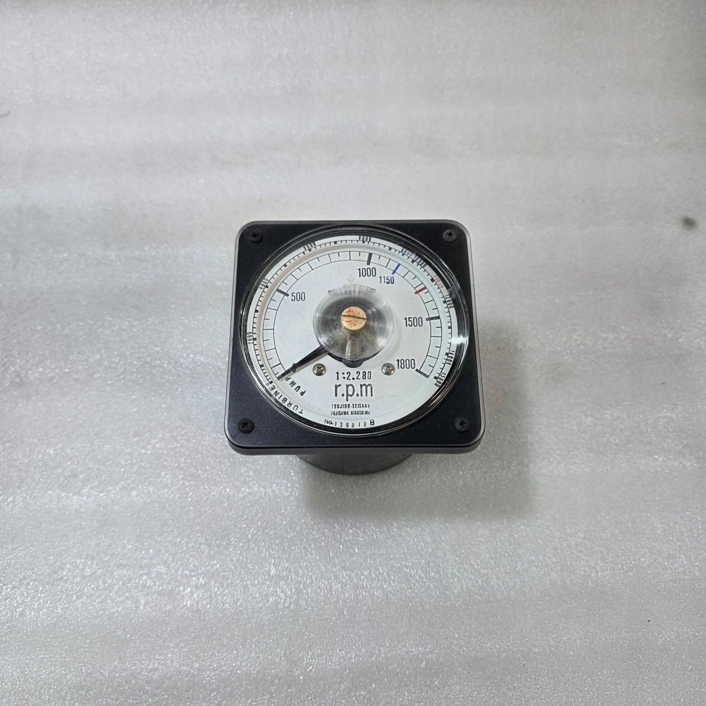TSUJIDO-SEISAKU BALLAST PUMP RPM METER 0–1800 R.P.M RATIO 1:2.280  TACHOMETER