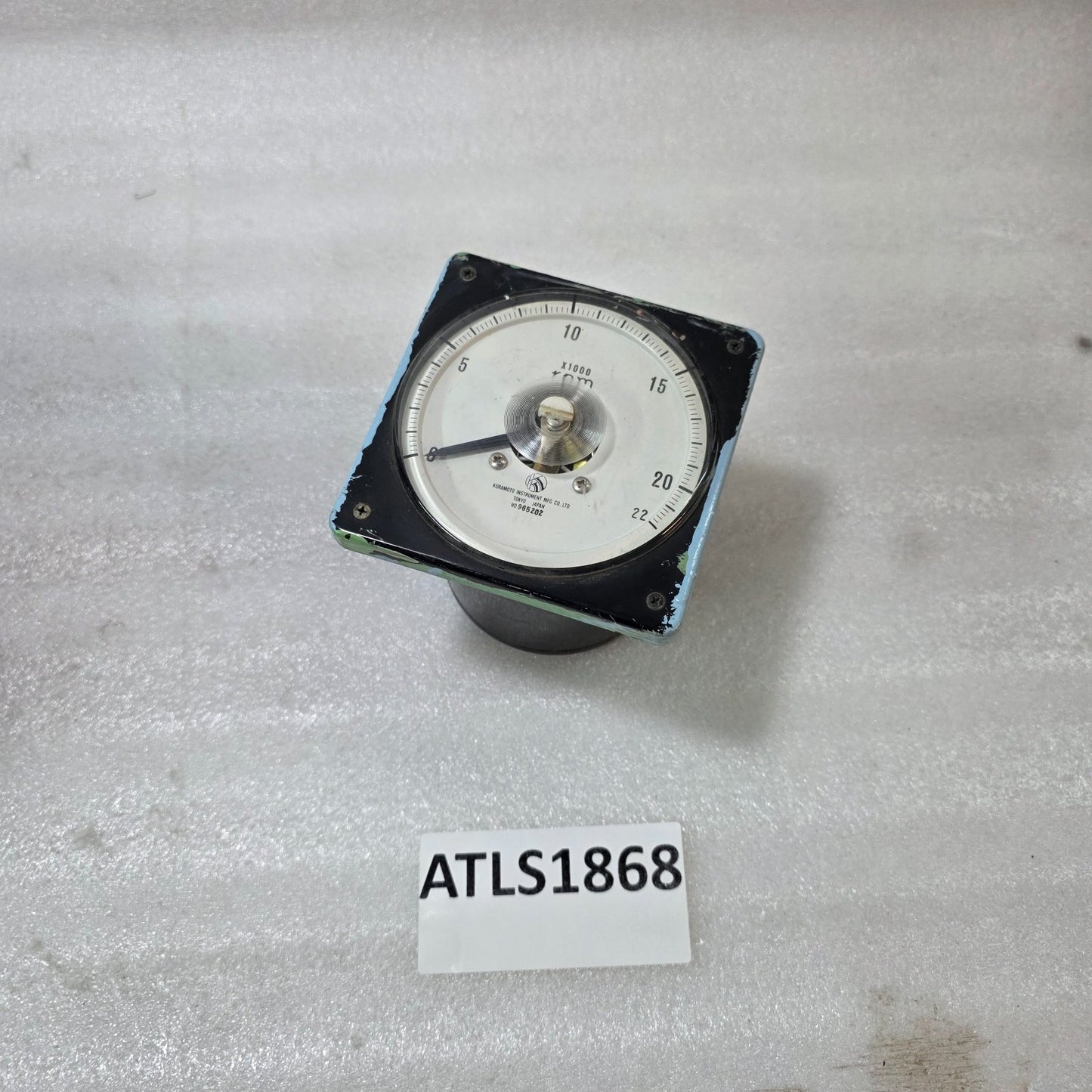 KURAMOTO INSTRUMENT MFG. CO. LTD. ANALOG RPM METER (0–22 X1000 RPM) PANEL MOUNT