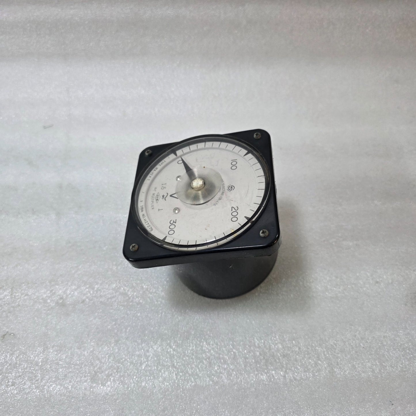 KYONGBO ELECTRIC WA-V2 ANALOG VOLTMETER 0–300V AC PANEL METER | CLASS 1.5 |