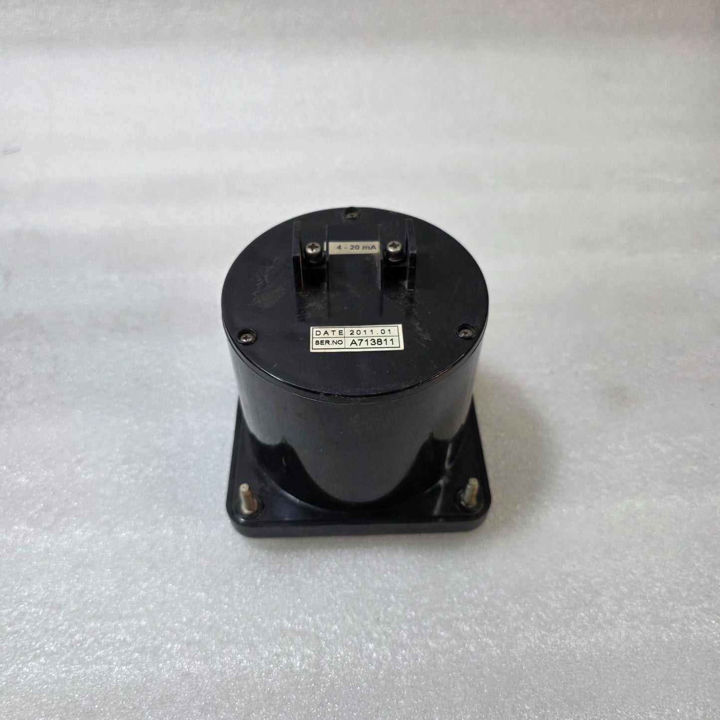 KYONGBO 0–4 KG/CM² ANALOG PRESSURE GAUGE PANEL METER | INDUSTRIAL PANEL MOUNT