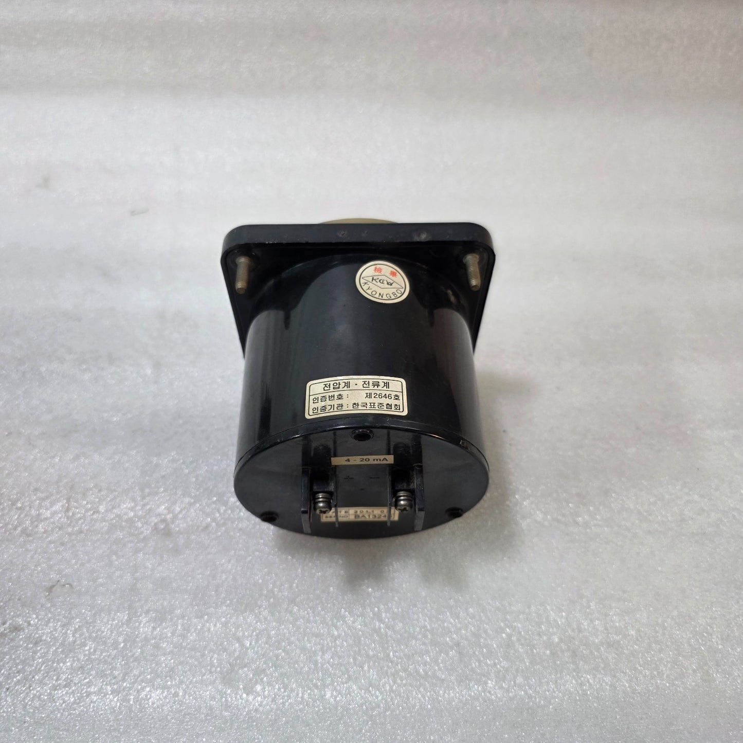 KYONGBO 0–35 KG/CM² ANALOG PANEL PRESSURE INDICATOR | 4–20 MA RECEIVING GAUGE |