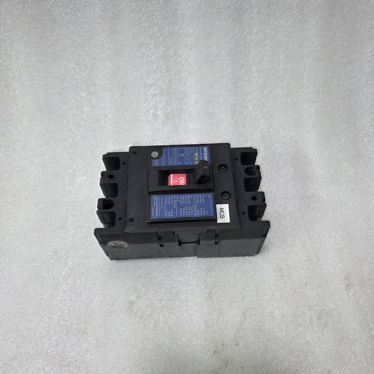 MITSUBISHI NF30-SP NO-FUSE BREAKER 5A 3 POLE | AC 600V | 5KA INTERRUPT CAPACITY